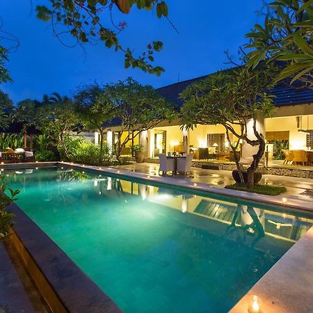 Villa Roku By Nagisa Bali Seminyak Esterno foto