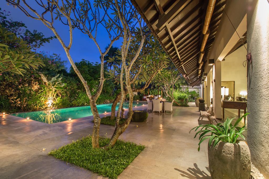 Villa Roku By Nagisa Bali Seminyak Esterno foto