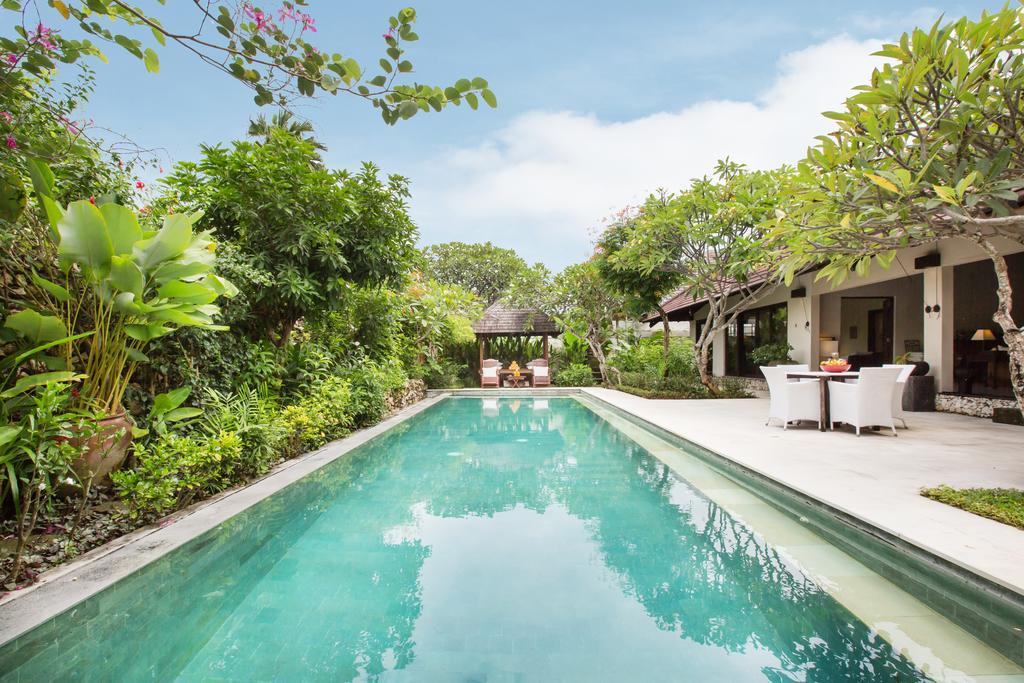 Villa Roku By Nagisa Bali Seminyak Esterno foto