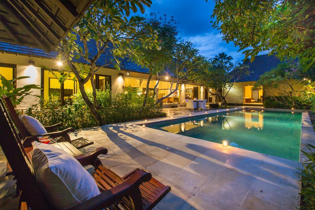 Villa Roku By Nagisa Bali Seminyak Esterno foto